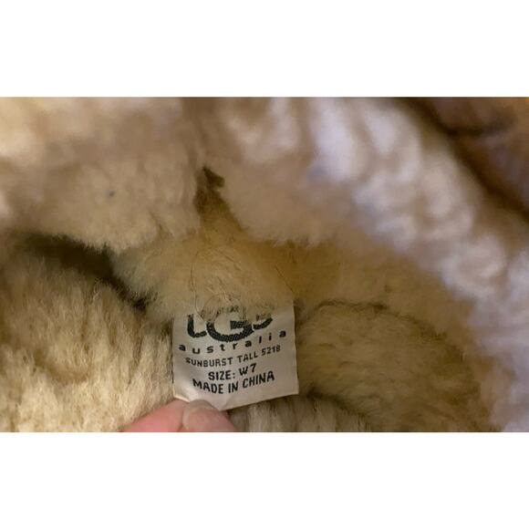 Cozy UGG Sunburst Tall Boots Women’s 7 Chestnut Sheepskin Shearling 5218 Winter - Picture 7 of 8